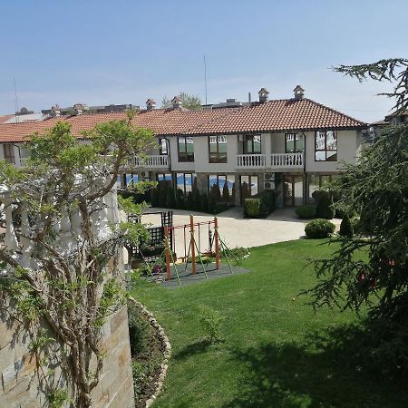 Триумф Холидей Вилидж Свети Влас Exterior foto